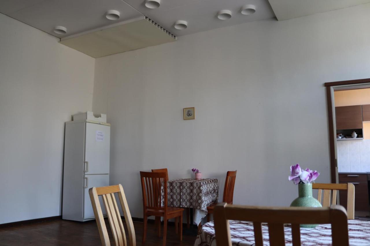Hostel Louna Пярну Екстер'єр фото