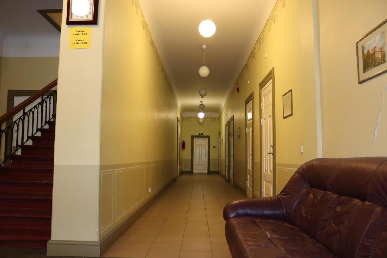 Hostel Louna Пярну Екстер'єр фото
