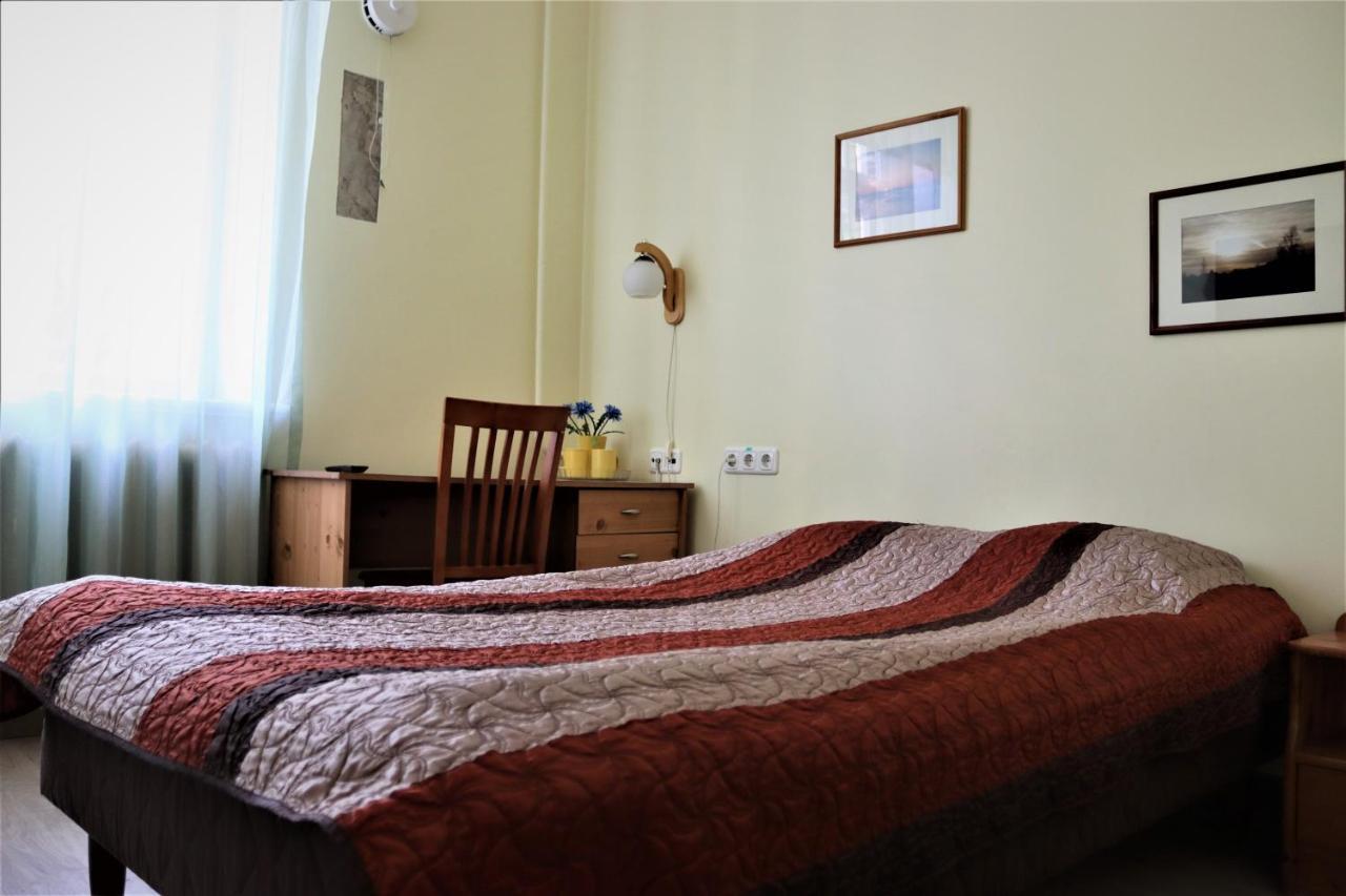 Hostel Louna Пярну Екстер'єр фото