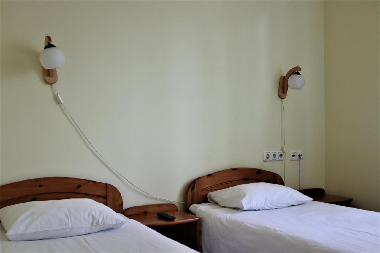 Hostel Louna Пярну Екстер'єр фото