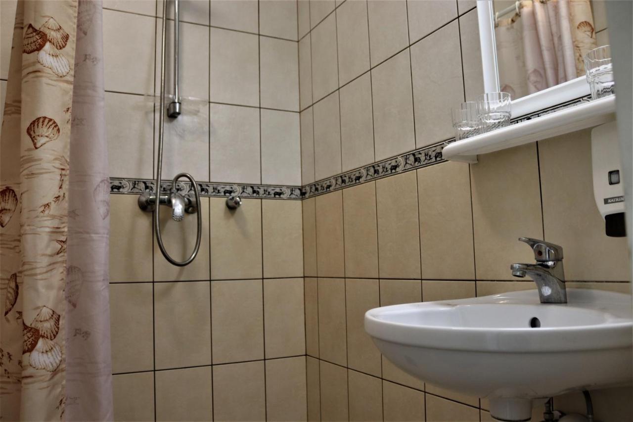 Hostel Louna Пярну Екстер'єр фото