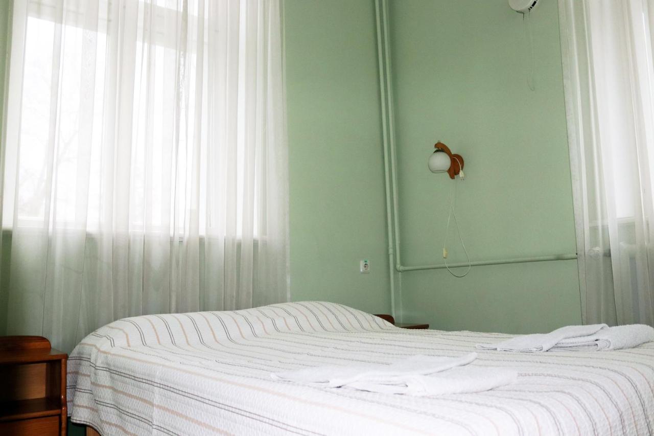 Hostel Louna Пярну Екстер'єр фото