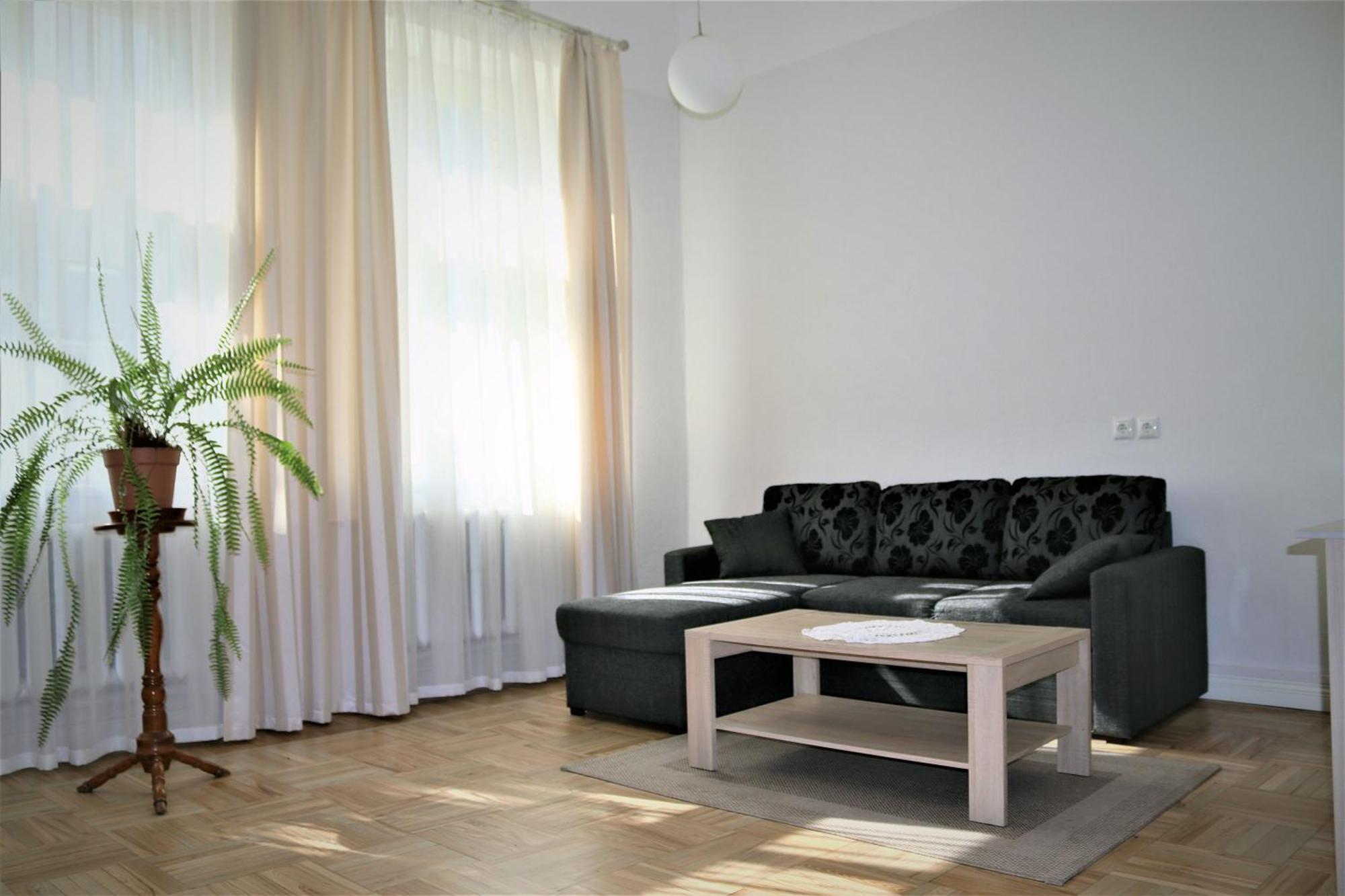 Hostel Louna Пярну Екстер'єр фото